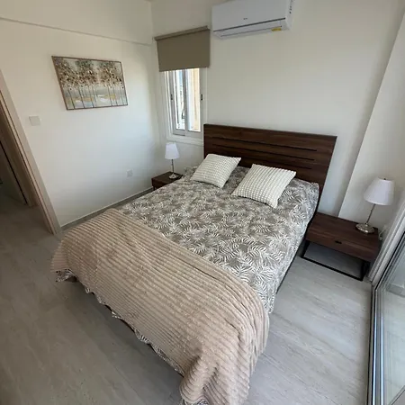 Almyra 22, Premium *